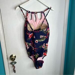 Kona sol floral one piece crisscrossed back straps